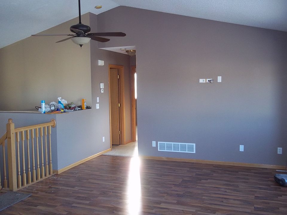 2nd image of 111 Charity Cir