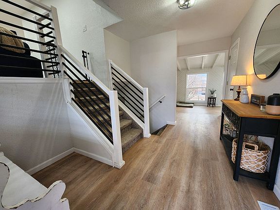 4th image of 2476 Payne Cir E