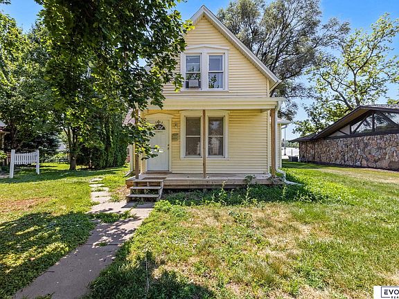 2nd image of 1853 Colfax St