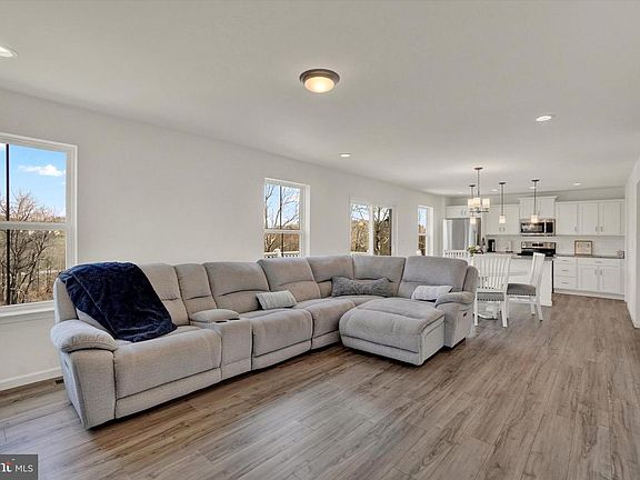 5th image of 18016 Dave Anne Cir
