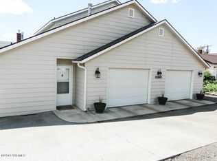 218 N Canyon Rd, Yakima, WA 98901