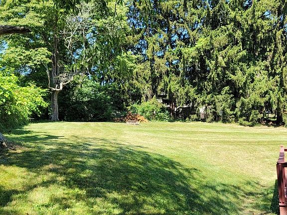 3rd image of 5600 Milhill Ct