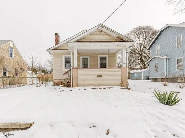 789 Sarcee Ave, Akron, OH 44305