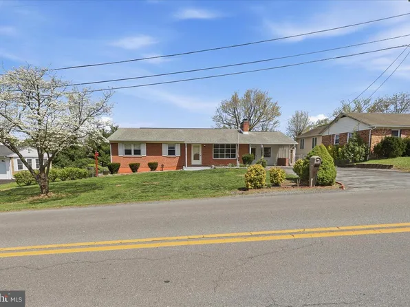 137 Meade Dr, Winchester, VA 22602