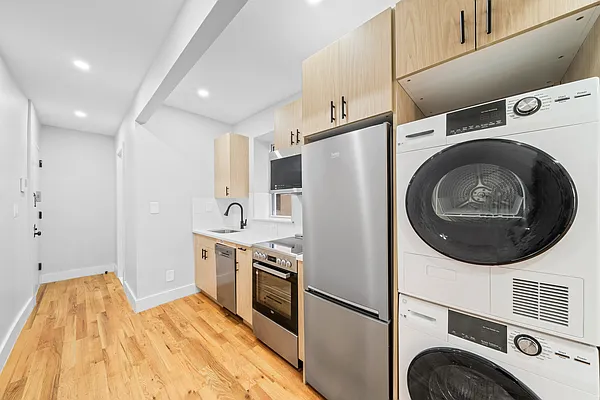 Rented by Vector New York, LLC | media 6