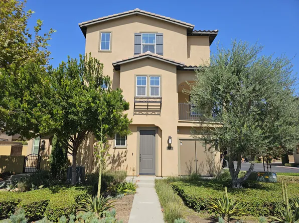 10501 Acorn Pl, Los Alamitos, CA 90720