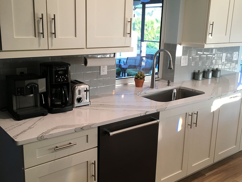 1st image of 5420 SW 25th Ct