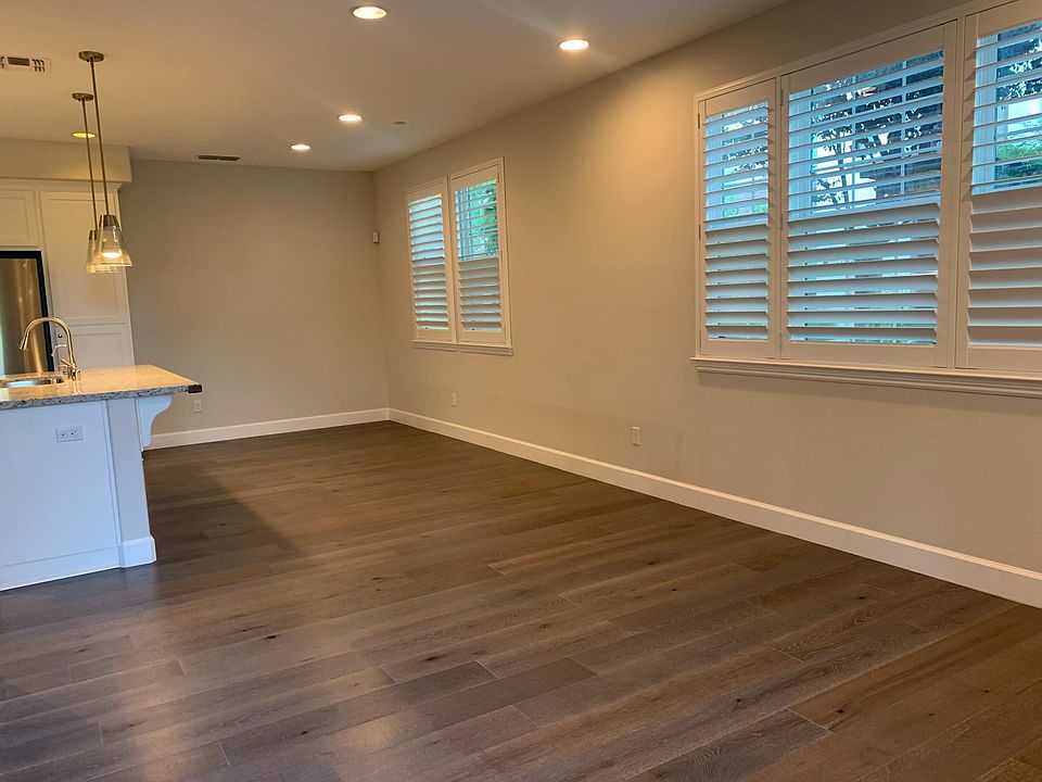 1st image of 3488 Serra Cir
