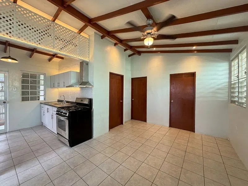 2 bed, 1.0 bath, 1409 sqft, $950 — Photo 4
