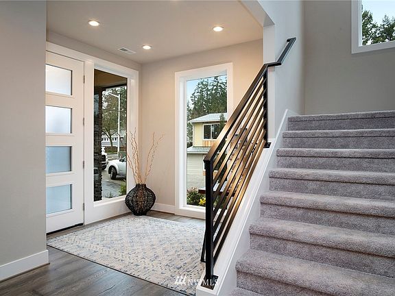 2nd image of 11621 (lot 4) NE 61st Court