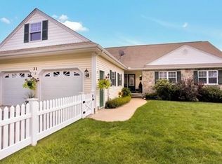 31 Iroquois St, Worcester, MA 01602