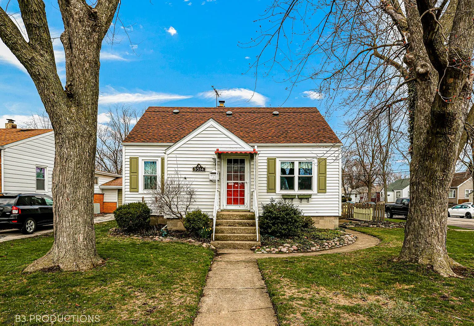 3514 186th St photo 1