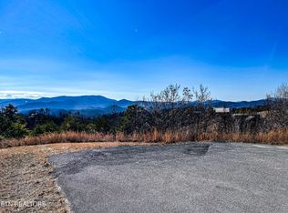 2023 Starr Crest Dr #16, Sevierville, TN 37876