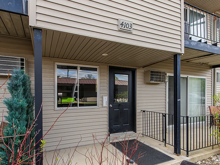 4103 Benjamin Ave #7 — Photo 18