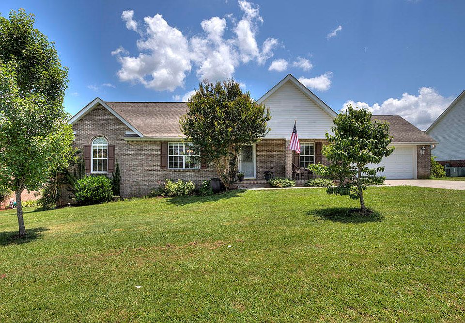 1st image of 2822 Country Meadows Ln