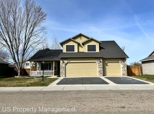 441 N Nebula Ave, Star, ID 83669