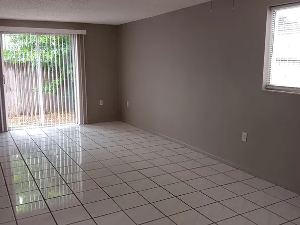 5351 Seahorse Dr, New Pt Richey, FL 34652