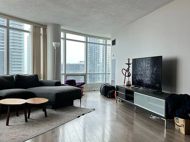 373 Front St W #2305 — Photo 3