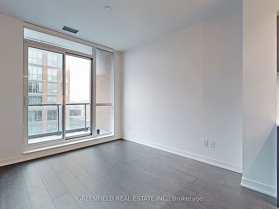 3rd image of 31 Tippett Rd #1408