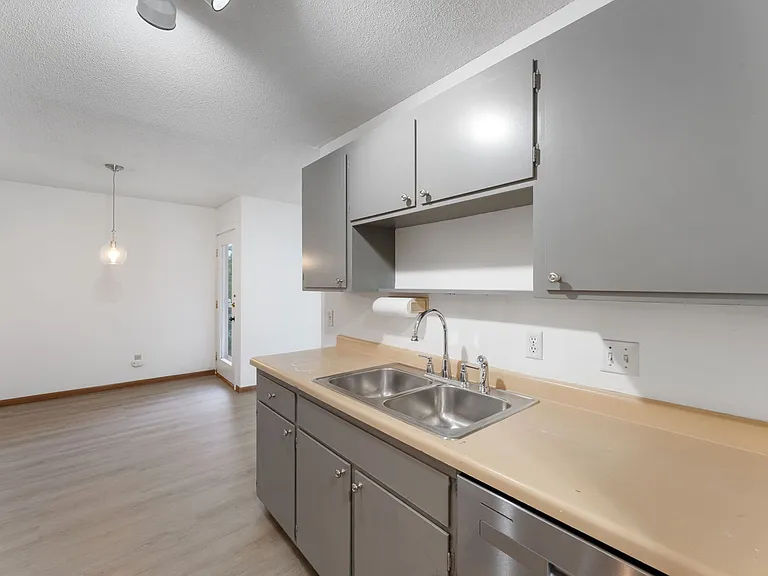 26 Arthur Ave SE #304 — Photo 5