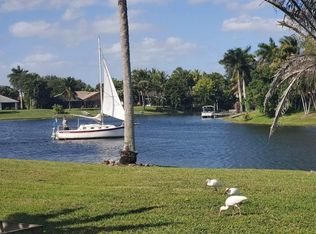 12680 Westhampton Cir, Wellington, FL 33414