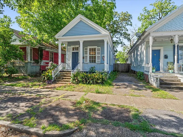 957 Savannah St — Photo 21