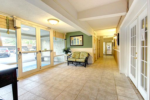 3rd image of 3606 S Peninsula Dr APT 201