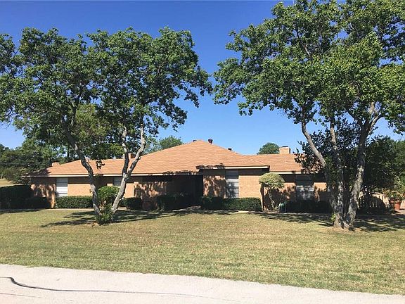 3rd image of 502 Cherry Ln
