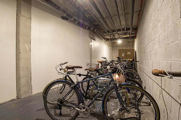 Rented by Oxford Property Group | media 71