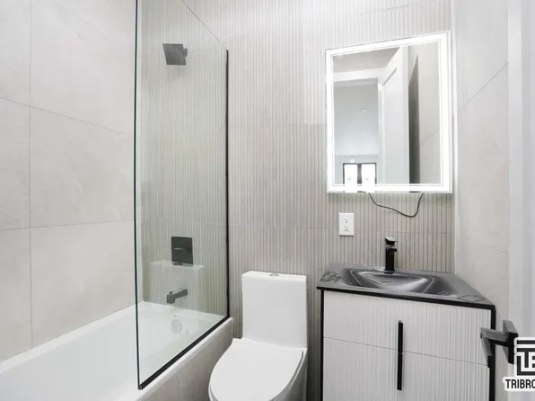 148 Johnson Avenue image 9 of 9