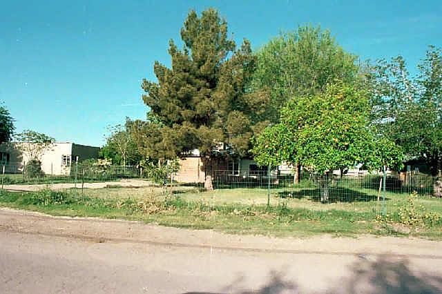 1st image of 118 W 64th Drive