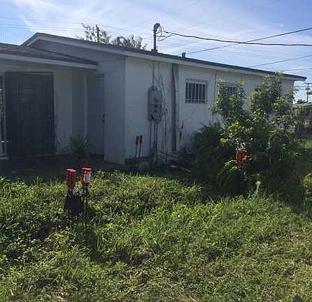 2nd image of 2301 NW 207th St