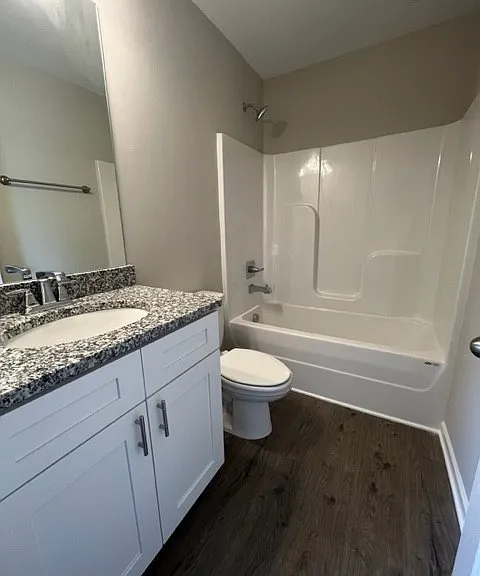 218 Tara Ct — Photo 10