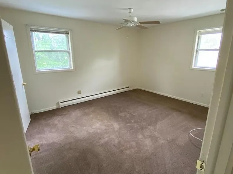 721 Lawrence Rd — Photo 12