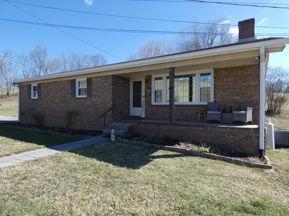 10351 Forest Hill Dr, Glade Spring, VA 24340