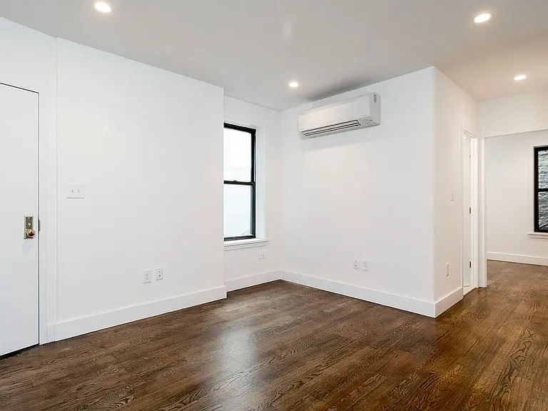 42 Grand St #3 — Photo 3