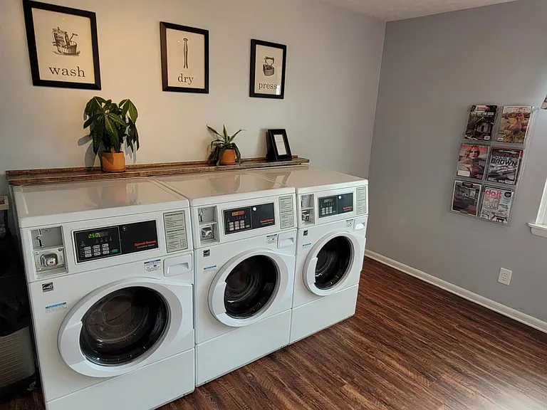 505 S Detroit St #6 — Photo 10