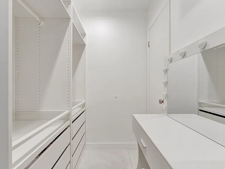 138 S Cypress Rd #224 — Photo 13