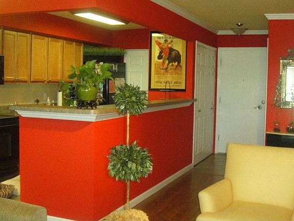 4th image of 8631 Old Bonhomme Rd APT 2E
