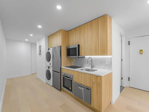 243 E 31st St, New York, NY