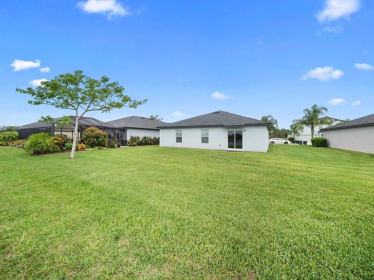 4216 Villa Rapallo Way — Photo 25