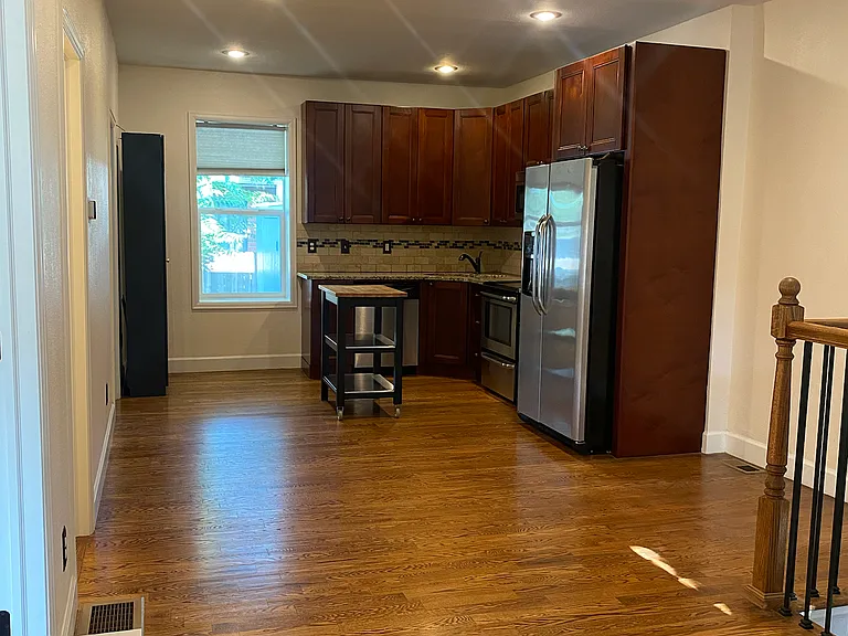 entry & kitchen