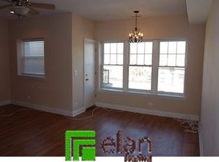 5684 N Ridge Ave APT 3W, Chicago, IL 60660