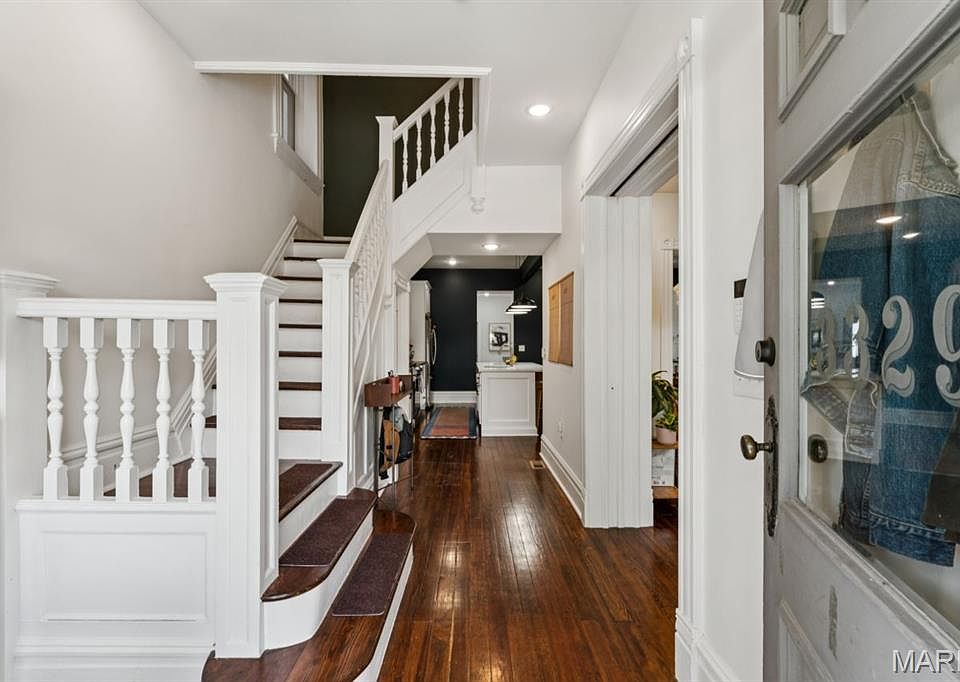 3329 Vista Ave, Saint Louis, MO 63104 | MLS #26049244 | Zillow