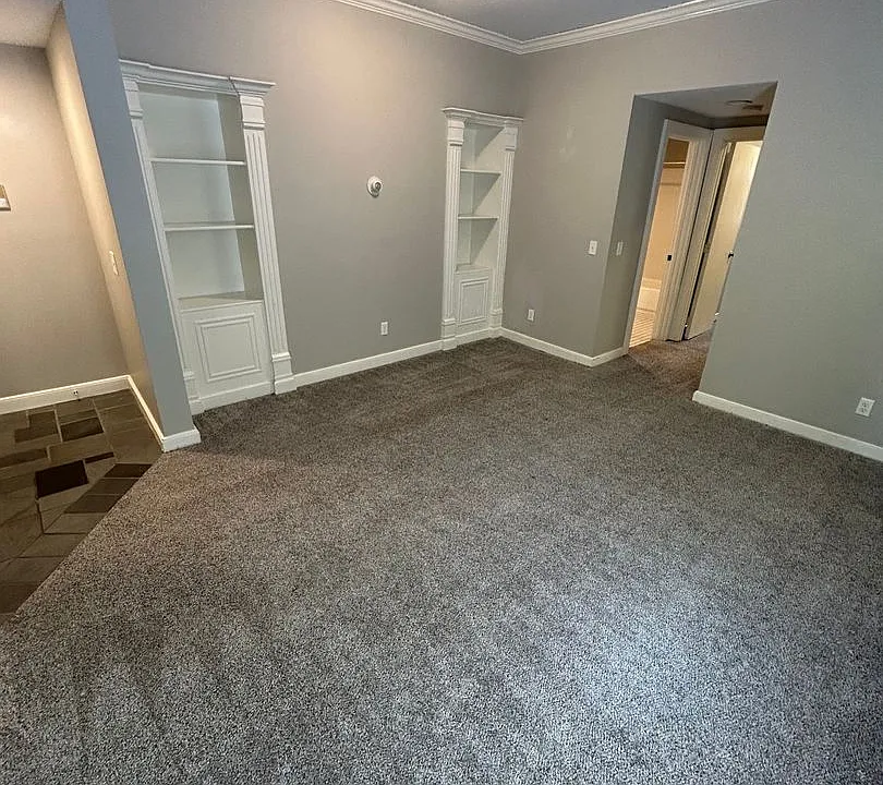 728 East 16th Street (New Town)