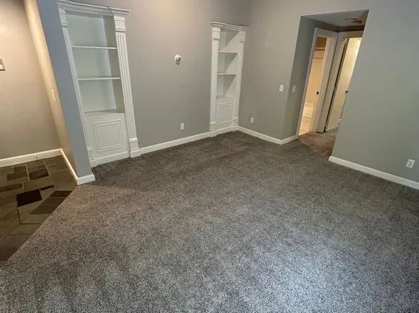 728 East 16th Street (New Town)