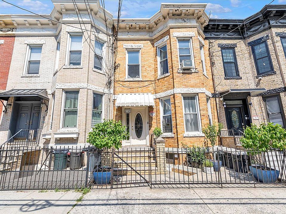 1st image of 31-82 Crescent St