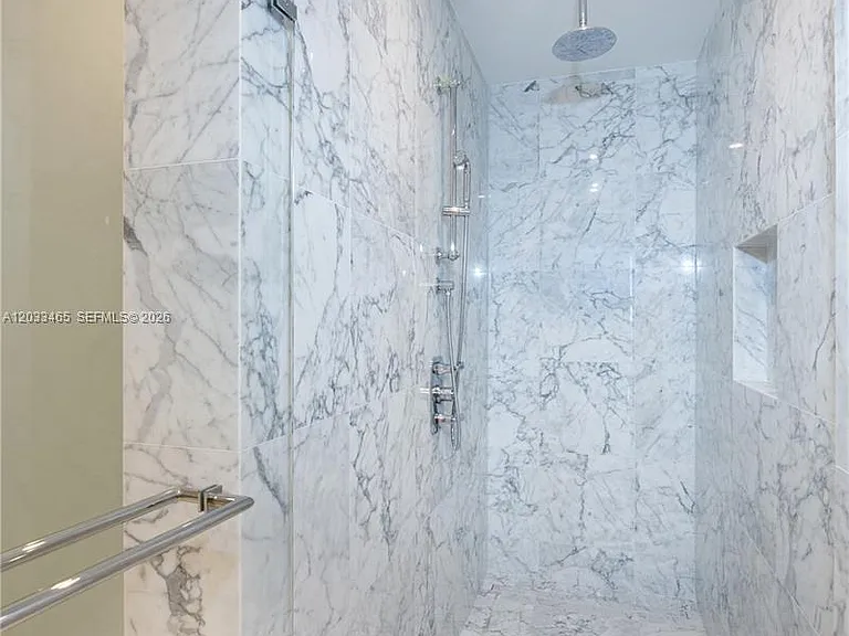 15701 Collins 1403 Sunny #1403 — Photo 35