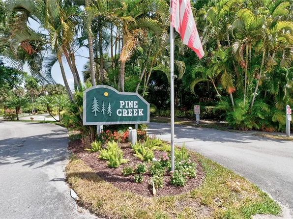 2125 Pine Creek Blvd APT 104, Vero Beach, FL 32966