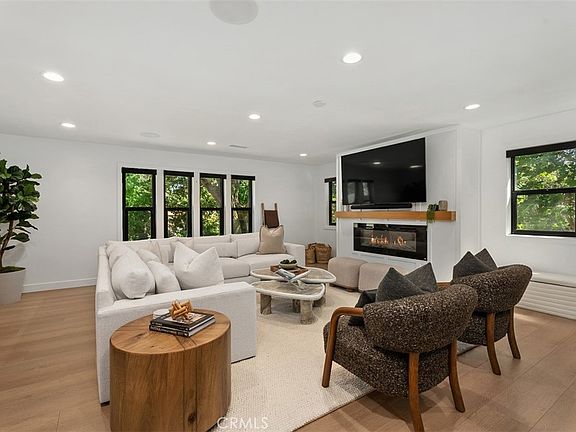 3rd image of 25111 Buckboard Ln